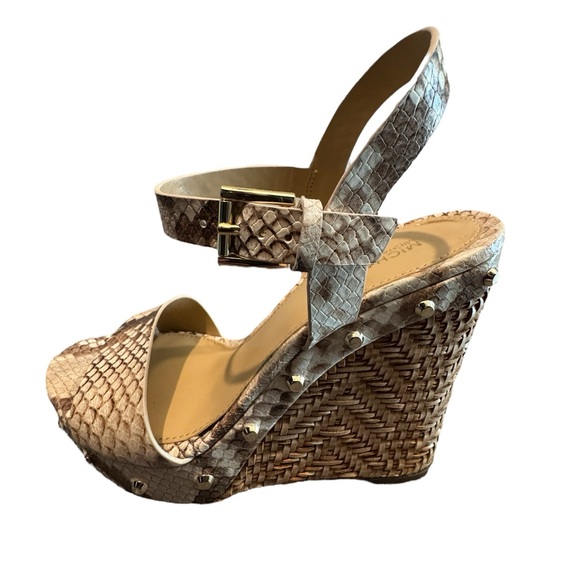 Michael Kors Wedge Sandals - Picture 1 of 10